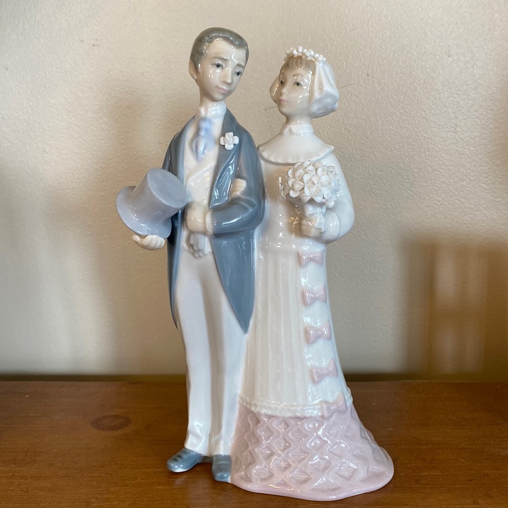 LLadro wedding couple.